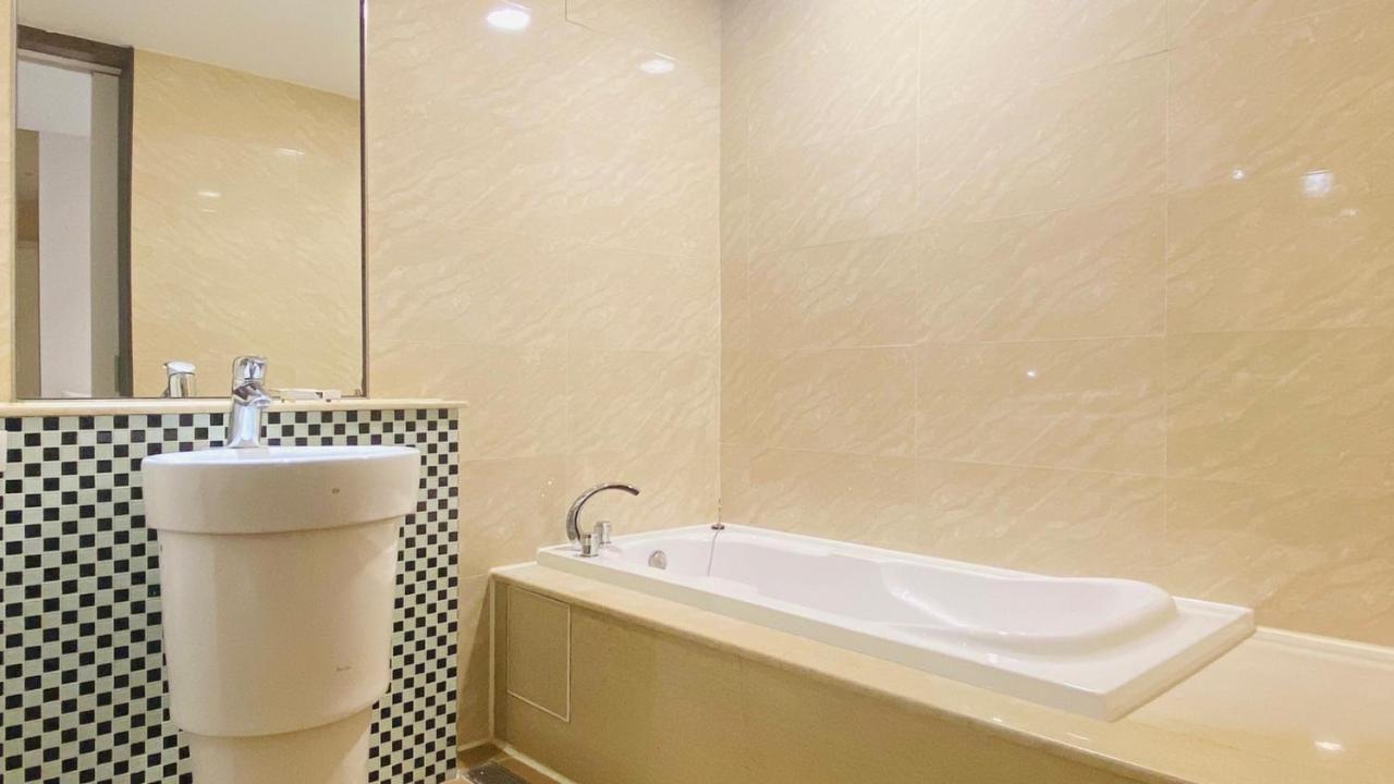 Artinn藝築文旅-台北站前館 Tajpej Buitenkant foto
